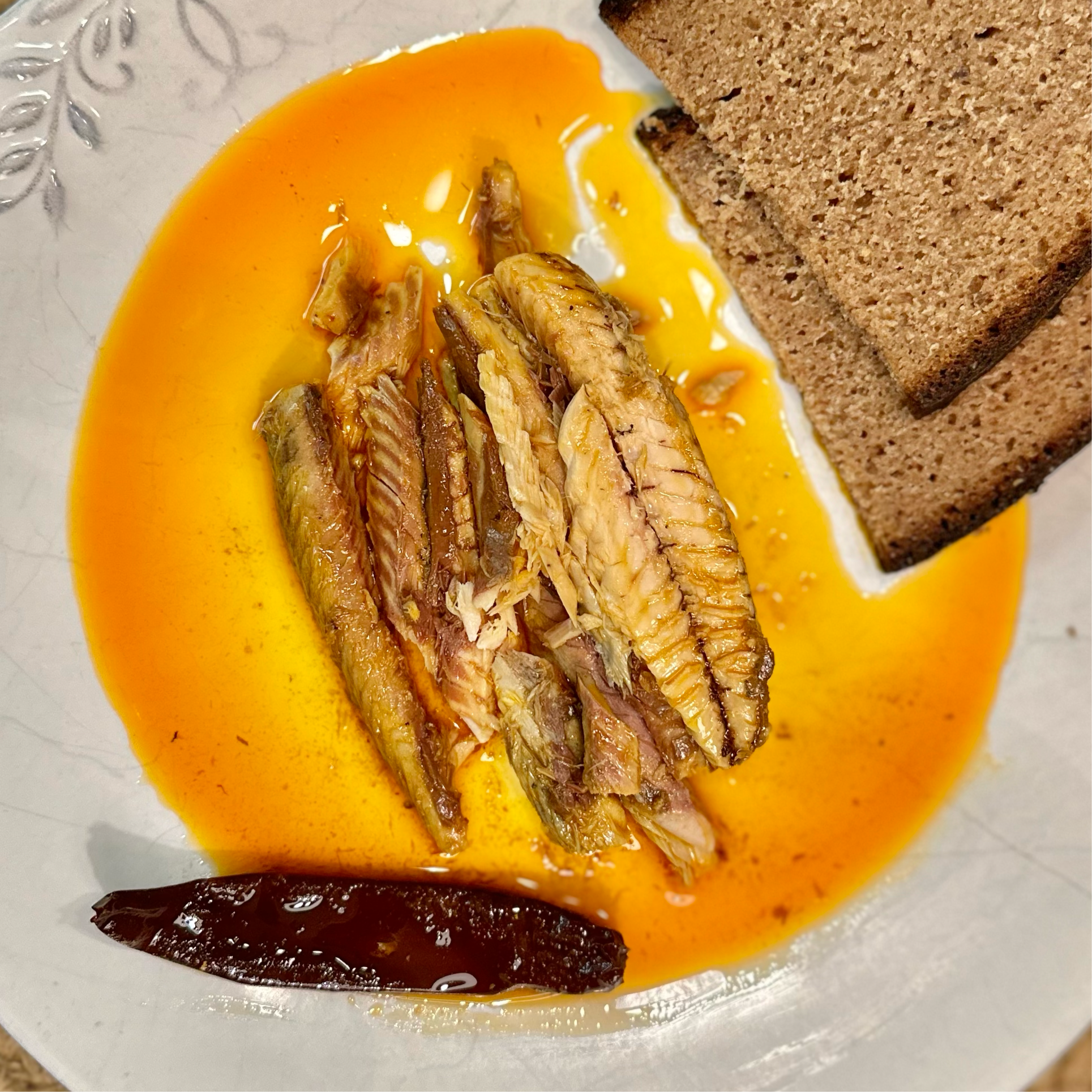 Filet de maquereau à l’huile d’olive, au curry et au piment | Good Boy